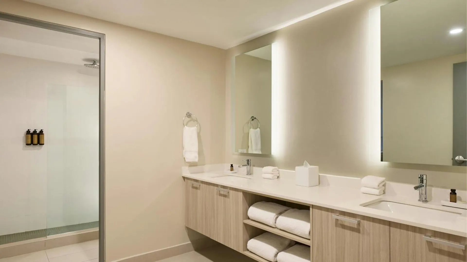 Casa Costera, Isla Verde Beach, Apartments By Marriott Bonvoy San Juan